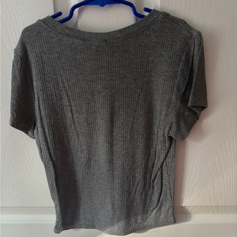 Gray Ribbed Baby Tee - Picture 2 of 3